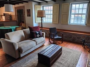 Khu vực ghế ngồi tại Casa da Fonte