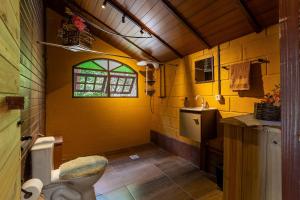 Η κουζίνα ή μικρή κουζίνα στο Cachoeira Privativa + Termas a 8min – Relax Total - Retiro Águas Encantadas