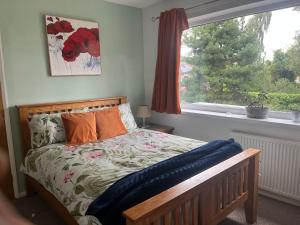 Voodi või voodid majutusasutuse Cottingham Upstairs Self-contained Kingsize bedroom toas