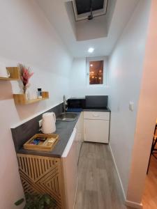 Η κουζίνα ή μικρή κουζίνα στο Era lodge