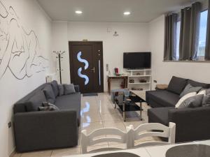 Χώρος καθιστικού στο Art house M & F