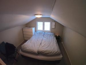 Postel nebo postele na pokoji v ubytování Fox Cabin