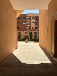 Ảnh trong thư viện ảnh của Garden View- Gueliz-Majorelle appartement 2 chambres- Wifi et piscines ở Oulad Akkou