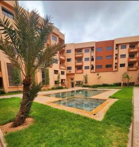 Ảnh trong thư viện ảnh của Garden View- Gueliz-Majorelle appartement 2 chambres- Wifi et piscines ở Oulad Akkou