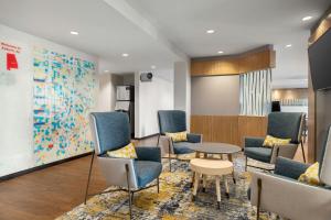 Χώρος καθιστικού στο TownePlace Suites by Marriott Auburn University Area