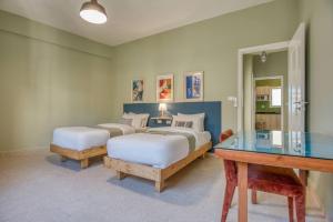 Afbeelding uit fotogalerij van Muse 2-BR Apartment & Balcony in Mar Mikhael in Al Mudawwar +21 foto's