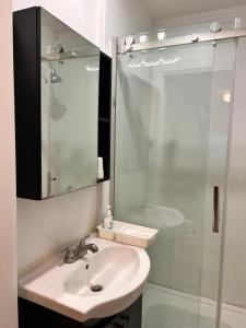 Ένα μπάνιο στο Sandy's Sweet Home +15 φωτογραφίες