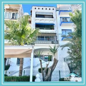 Budova, kde se apartmán nachází + 10 fotografií