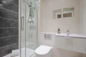 Koupelna v ubytování Chelmsford Town Centre, Modern 1 Bed Apartment