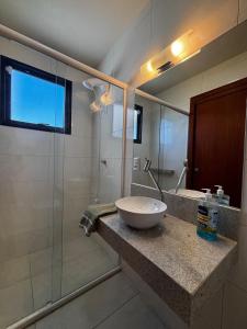 Koupelna v ubytování Auguri House 3 bedrooms, large living room with garden