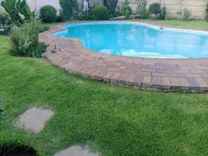 Πισίνα στο ή κοντά στο The Private and Cosy Guest House 5