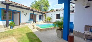 Swimmingpoolen hos eller tæt på Chilli's Posada + 7 billeder