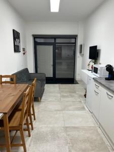 Η κουζίνα ή μικρή κουζίνα στο L'Arsenal studio