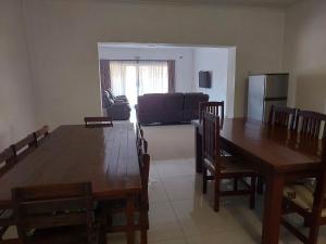 Posezení v ubytování Kafusi Lodge