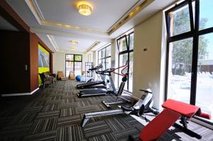 Posilňovňa alebo fitness centrum v ubytovaní Apartament Sedina Osiedle Polanki