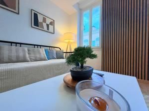 Fotografie z fotogalerie ubytování L'Atelier Bohème - Studio élégant en centre ville v destinaci Pamiers + 20 fotografií