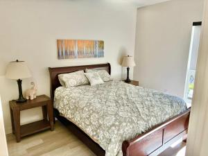 Postel nebo postele na pokoji v ubytování Luxury Central City Escape