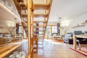 Posezení v ubytování Ferienpark Freesenbruch Reihenhaus 6a - Möwe