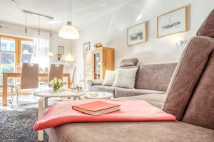 Khu vực ghế ngồi tại Ferienpark Freesenbruch Reihenhaus 7a - Otter