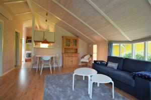 Nhà bếp/bếp nhỏ tại Lille Bo Kranichring 114