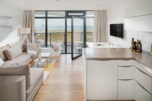 Μια τηλεόραση ή/και κέντρο ψυχαγωγίας στο SeaScape