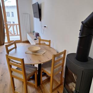 TV/trung tâm giải trí tại Aparthotel Vucko Apartman D444 private host