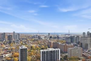 Una vista general de Toronto o una vista desde la ciudad tomada desde el departamento