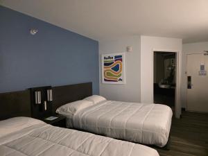 Postel nebo postele na pokoji v ubytování Park Inn by Radisson + 7 fotografií