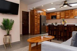 Fotografie z fotogalerie ubytování Jacó Cozy 1BR Pool AC Secure Near Beach v destinaci Jacó + 47 fotografií