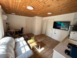 Imagen de la galería de Kasa R, en Herzelia  9 fotos más