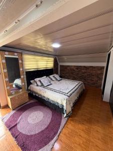 Ένα ή περισσότερα κρεβάτια σε δωμάτιο στο Casa Clara