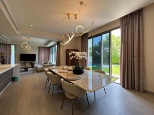 Billede fra billedgalleriet på Modern Luxury Villa with Private Pool by Voyage i Abu Dhabi