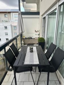 Galería fotográfica de F2 Cosy avec Terrasse à deux pas du centre de Mulhouse en Mulhouse