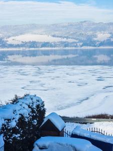 Příroda nedaleko apartmánu + 12 fotografií