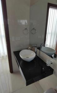 Ένα μπάνιο στο Arena Cielo y mar