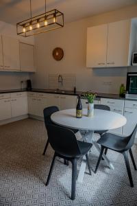 Φωτογραφία από το άλμπουμ του Sur la Colline σε Houffalize