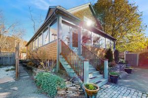 Tòa nhà nơi nhà nghỉ dưỡng tọa lạc