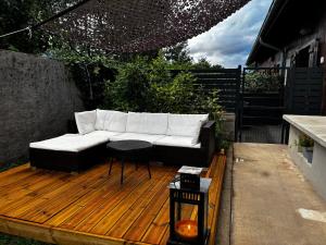 Μπαλκόνι ή βεράντα στο Cozy studio 2 steps from Geneva