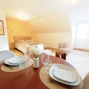 Ένα ή περισσότερα κρεβάτια σε δωμάτιο στο Le Rachel