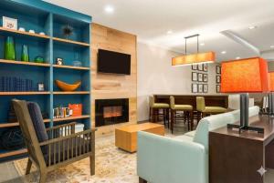 Khu vực ghế ngồi tại Country Inn & Suites by Radisson, Austin North Pflugerville , TX