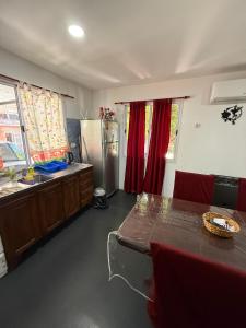 Η κουζίνα ή μικρή κουζίνα στο Romedeptos I