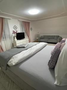 Postel nebo postele na pokoji v ubytování Ferienhaus Linz