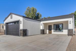 Το κτήριο όπου στεγάζεται  η παραθεριστική κατοικία