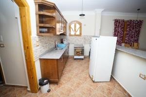 Η κουζίνα ή μικρή κουζίνα στο Morning Star