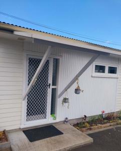 El edificio en el que está la casa de huéspedes