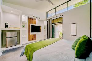 TV a/nebo společenská místnost v ubytování Gaviota Suite 5