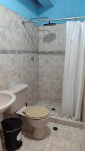 Ένα μπάνιο στο Check-In PZO