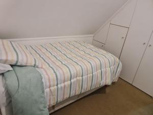 Postel nebo postele na pokoji v ubytování Sofia II + 8 fotografií