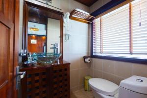 Ένα μπάνιο στο Freedom Cruise Ha Long Bay - Lan Hạ Bay +29 φωτογραφίες