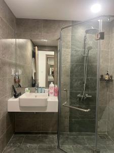 Ένα μπάνιο στο Homestay Vinhomes Smart City